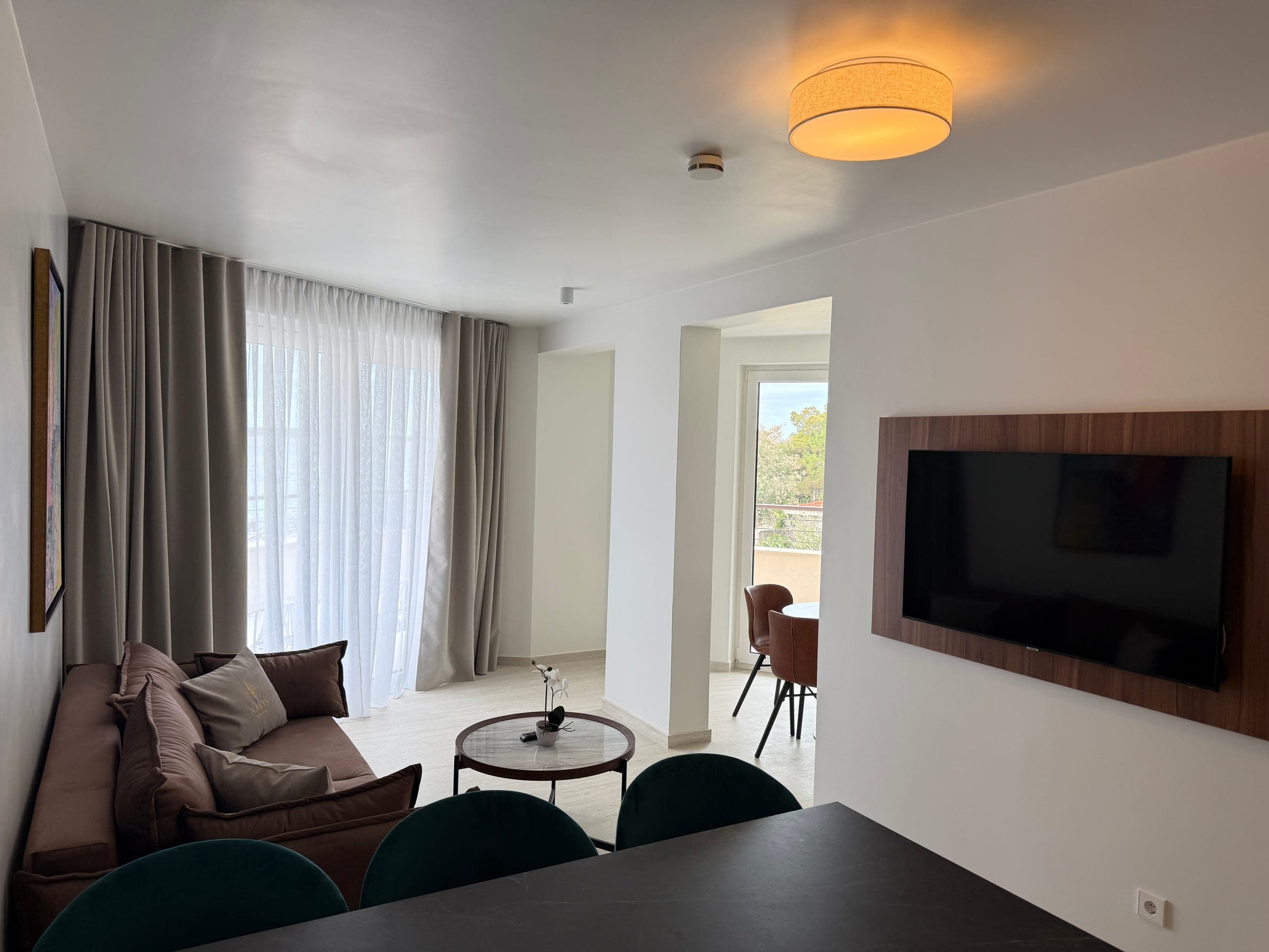 Suite N°1 con vista frontale sul mare e una camera da letto
