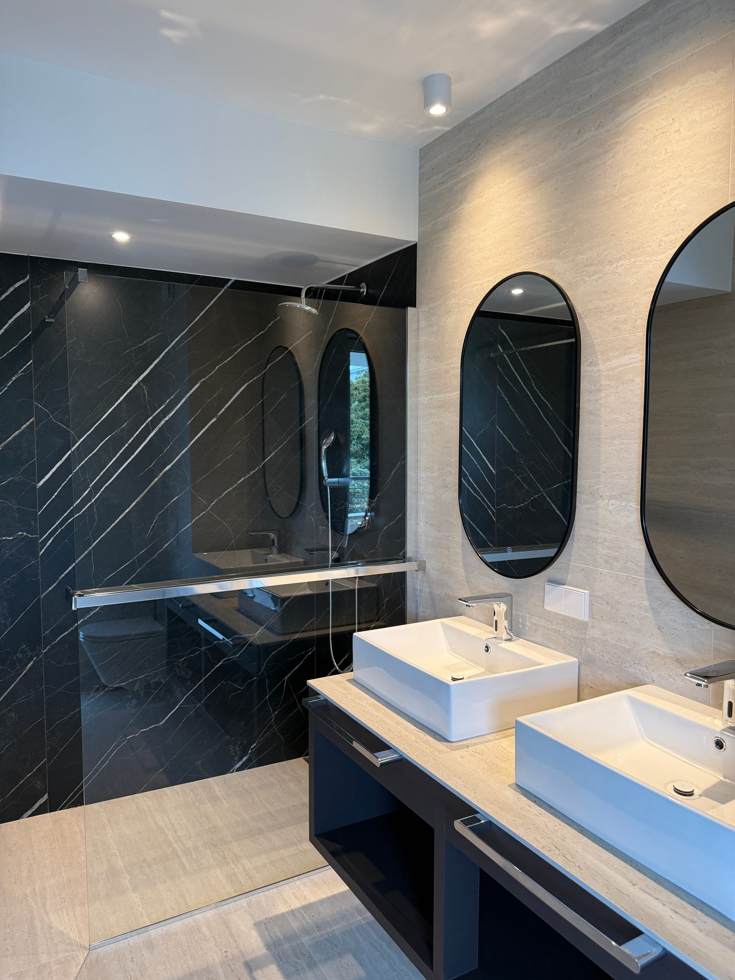 Suite N°6 Camera d'albergo con bagno e vista mare